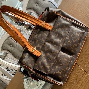 SOLD Louis Vuitton- authenticated-See tag attached